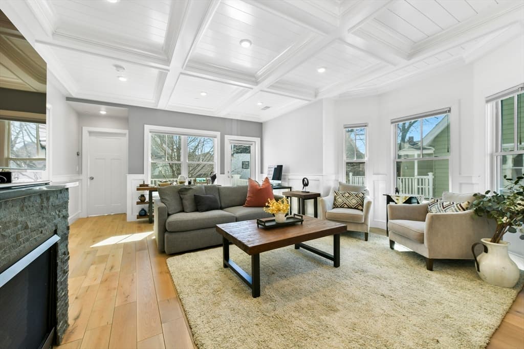 11 Windom Street #2 photo 5