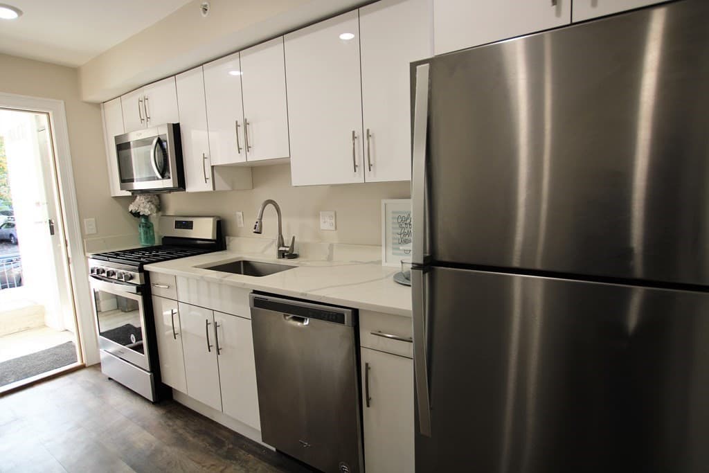 59 Strathmore Rd. #1 photo 5