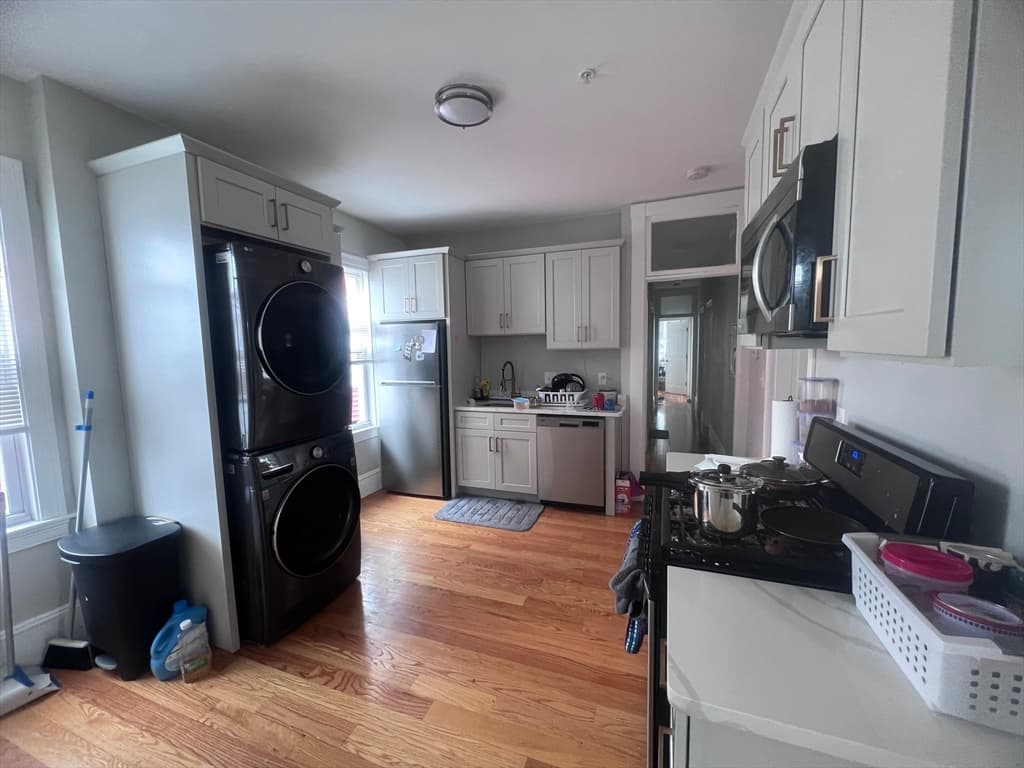 247 L Street #3 photo 2