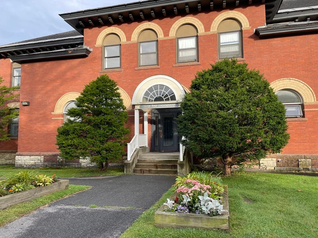 60 North St #15