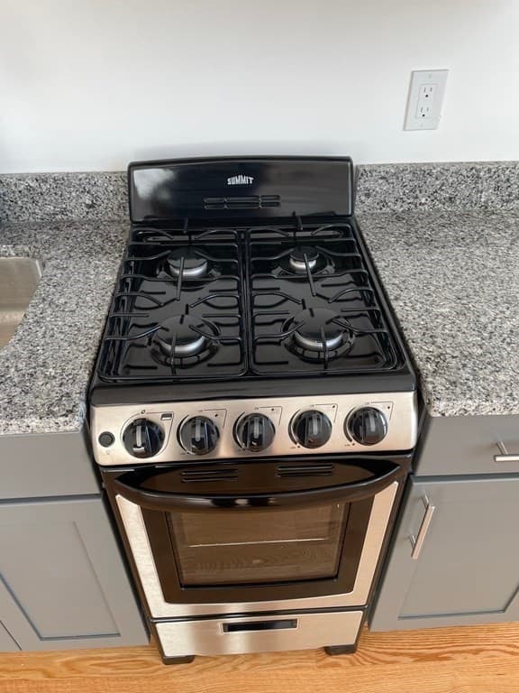 64 Market St #209 photo 4