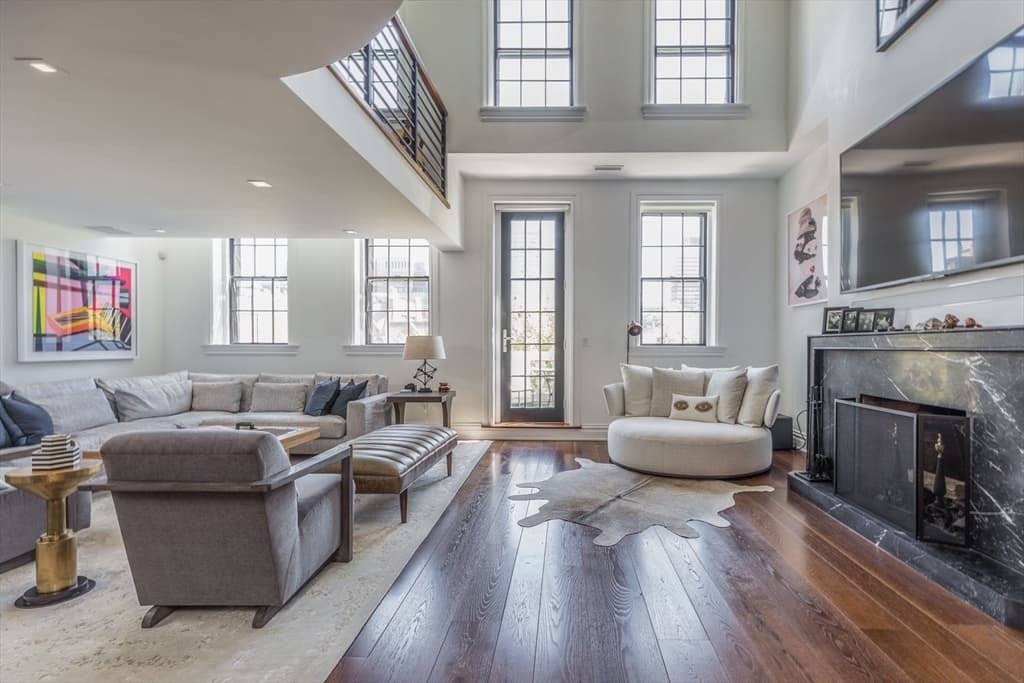 205 Commonwealth Ave #PH photo 4