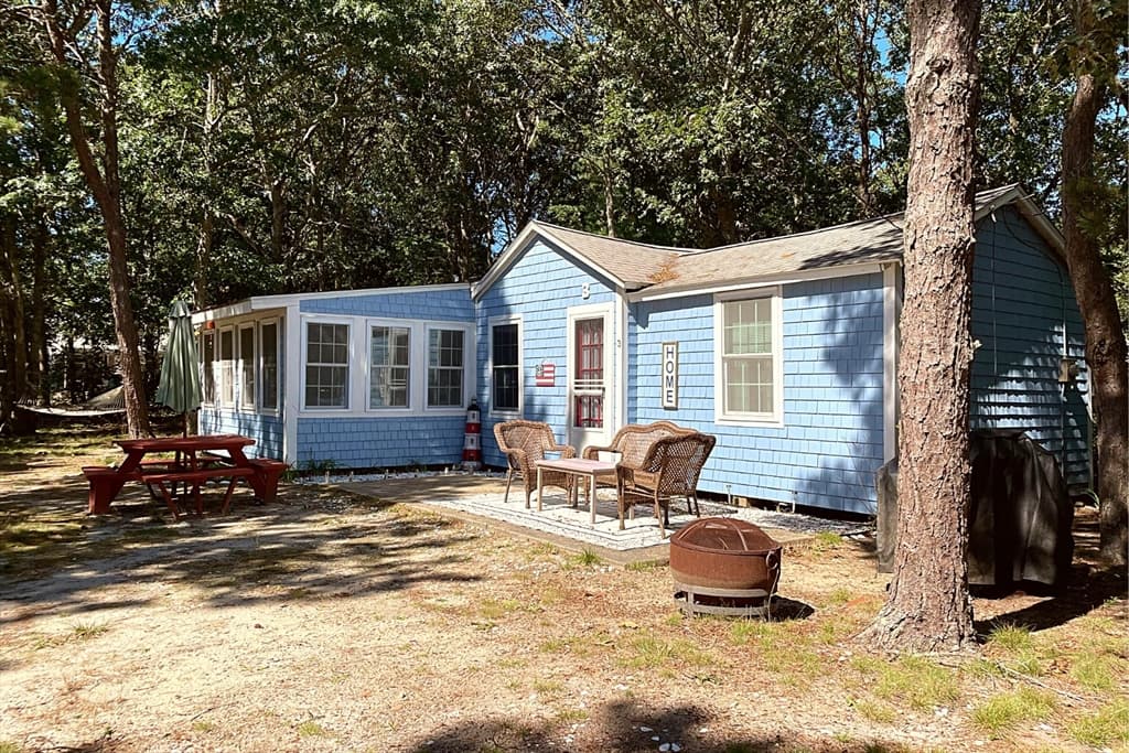 184 S Sea Ave ##3