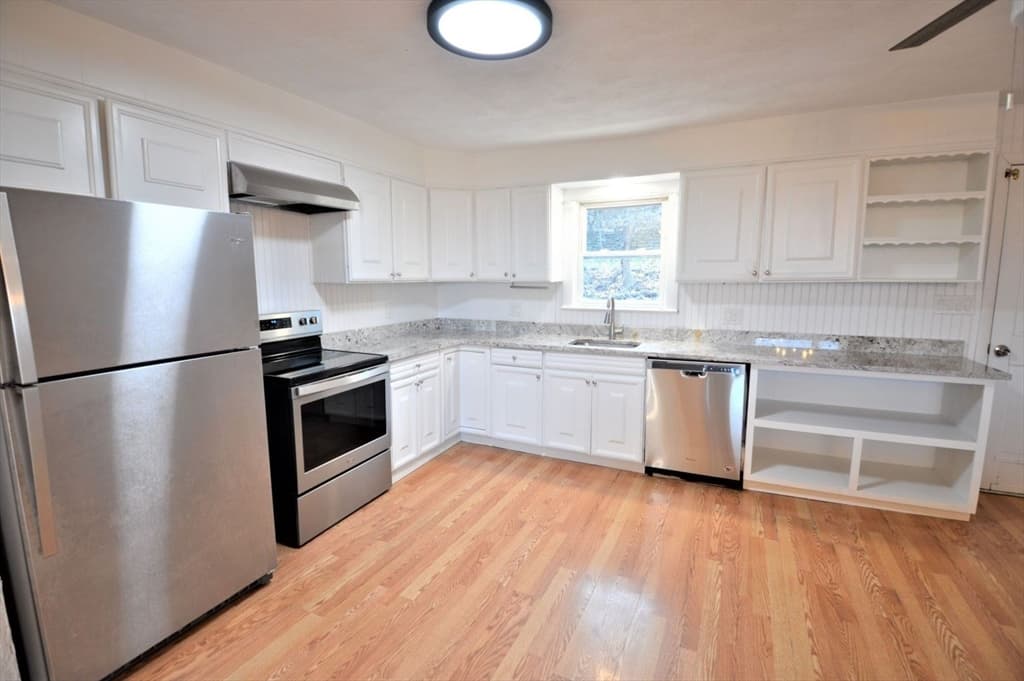 181 Lincoln St. #2 photo 4