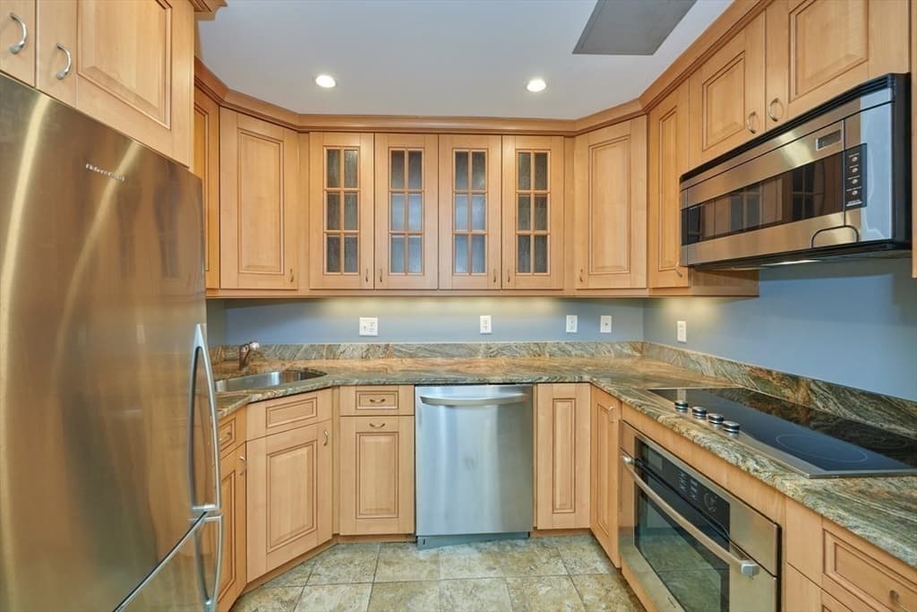 121 Beacon Street #1 photo 3