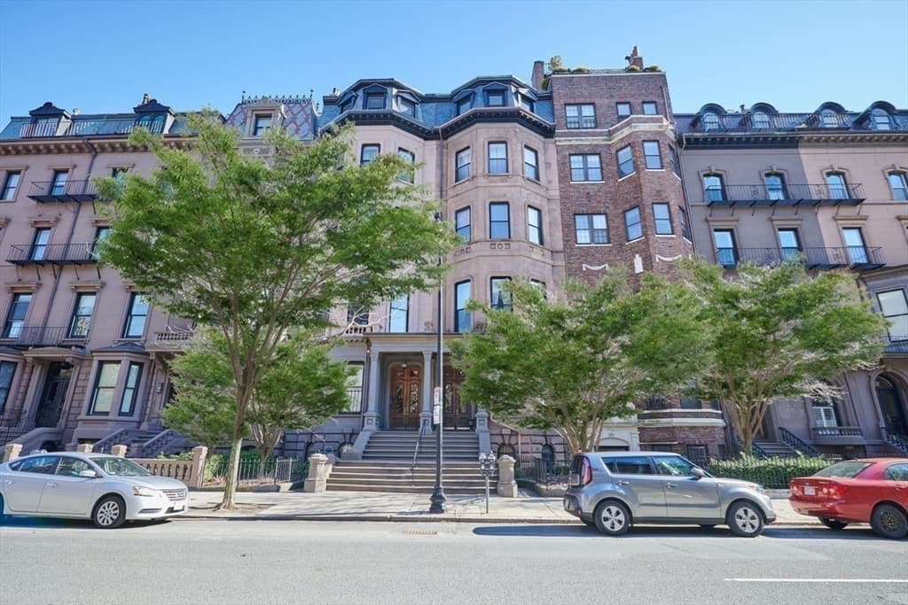 121 Beacon Street #1 photo 4