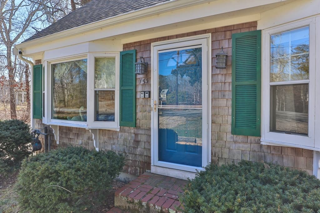 153 Long Rd photo 3