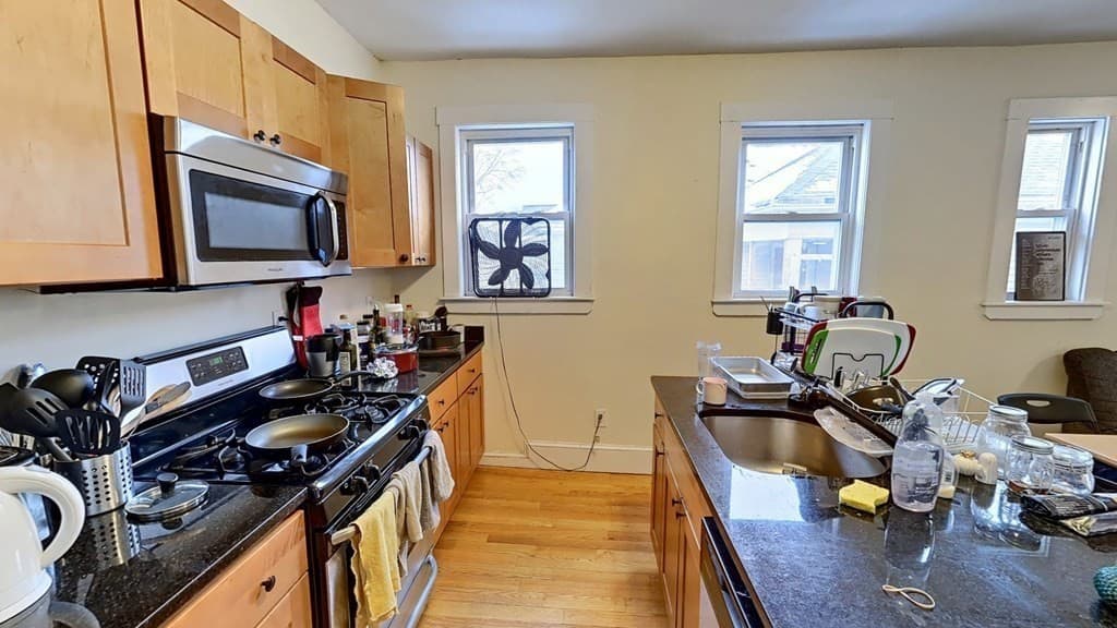 95 Hillside Street #3 photo 5