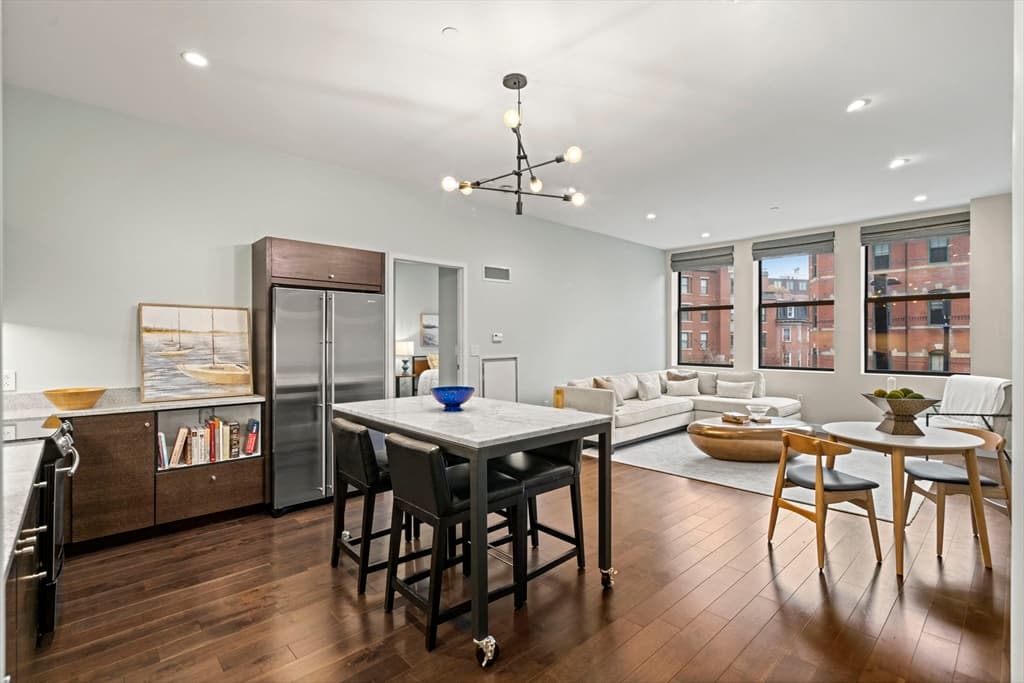 285 Columbus Avenue #207