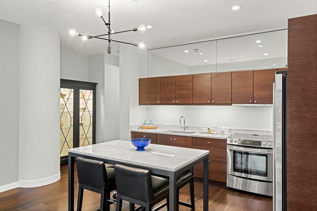 285 Columbus Avenue #207 photo 4