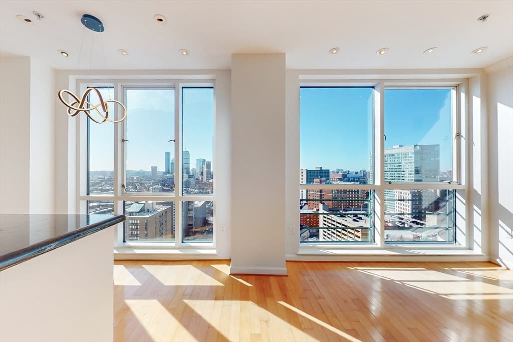 1 Nassau St #2210 photo 2