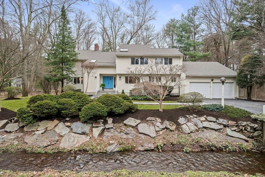 25 Standish Dr photo 4