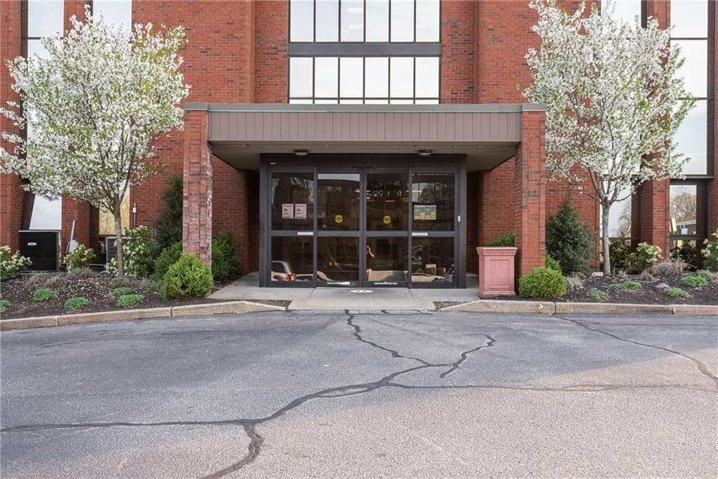1150 Reservoir Ave #301 photo 3
