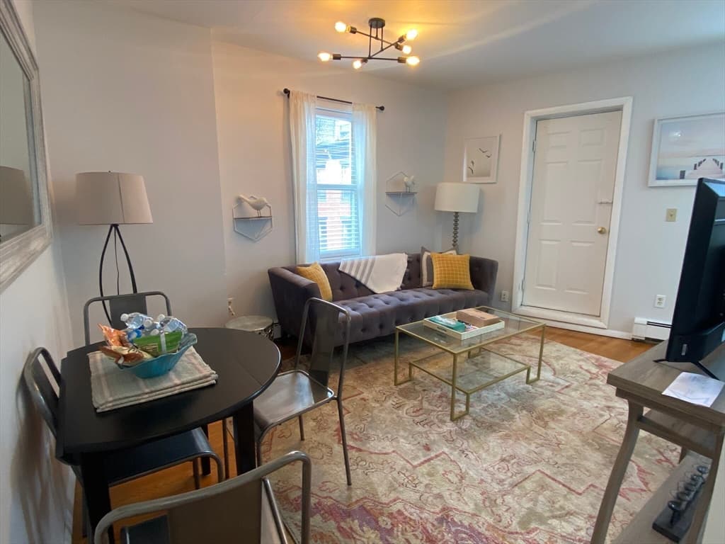 1004-2 Tremont St #Furnished photo 3