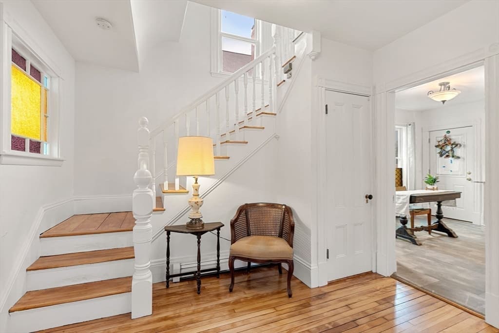 9 W Highland Ave