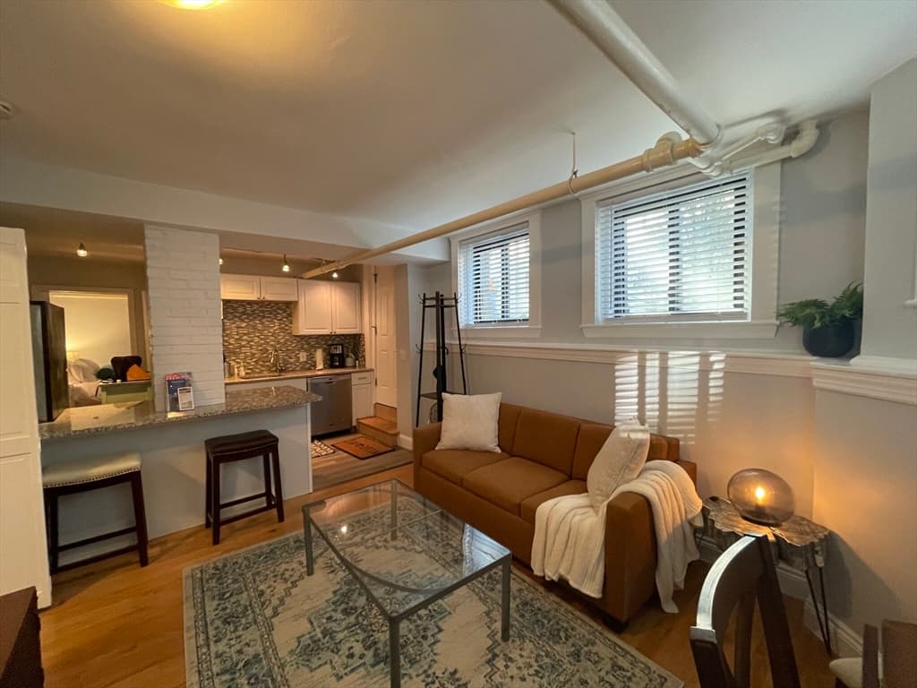 39 Glennville #71Furnish photo 3