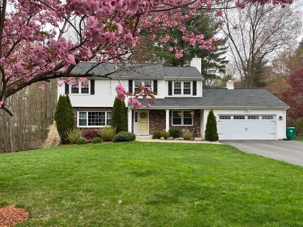 9 Thornton Dr