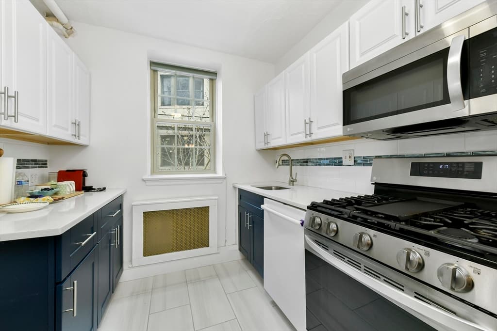 1490 Beacon Street #1A photo 2