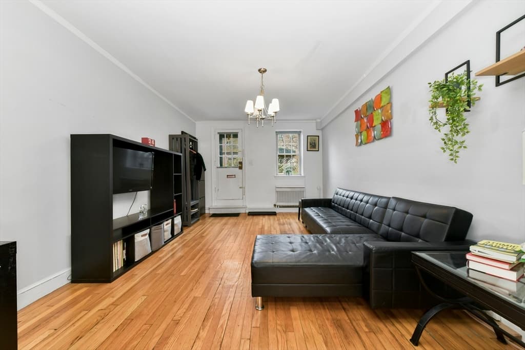1490 Beacon Street #1A photo 3