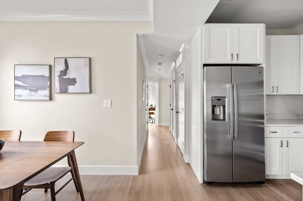 303 Maverick St. #1 photo 2