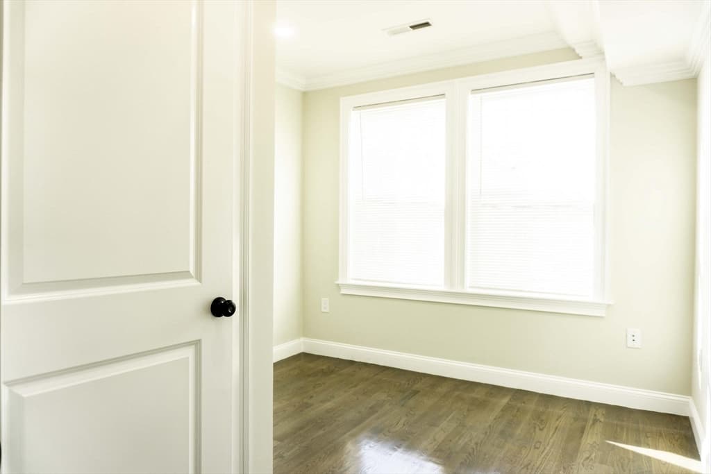 33 Merriam St. #2 photo 3