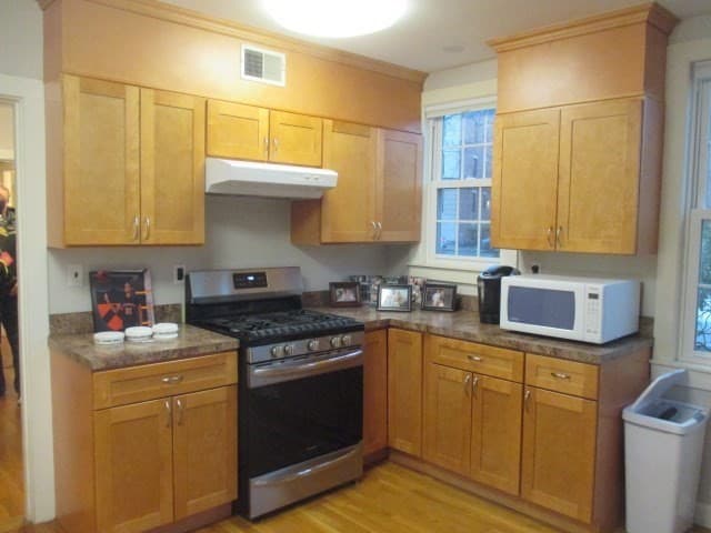 80 Vernon Street photo 2