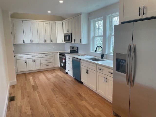 22 Berlin Ave photo 4