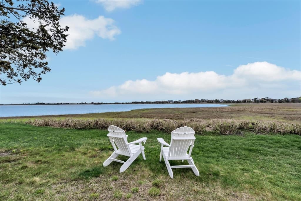 184 S Sea Ave #12 photo 3