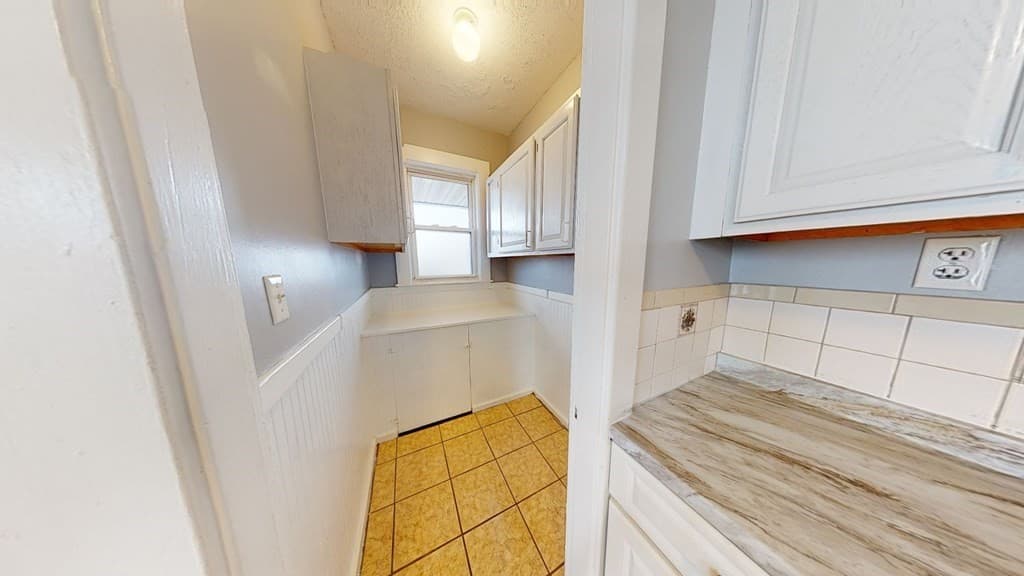 38 King Street #3 photo 5