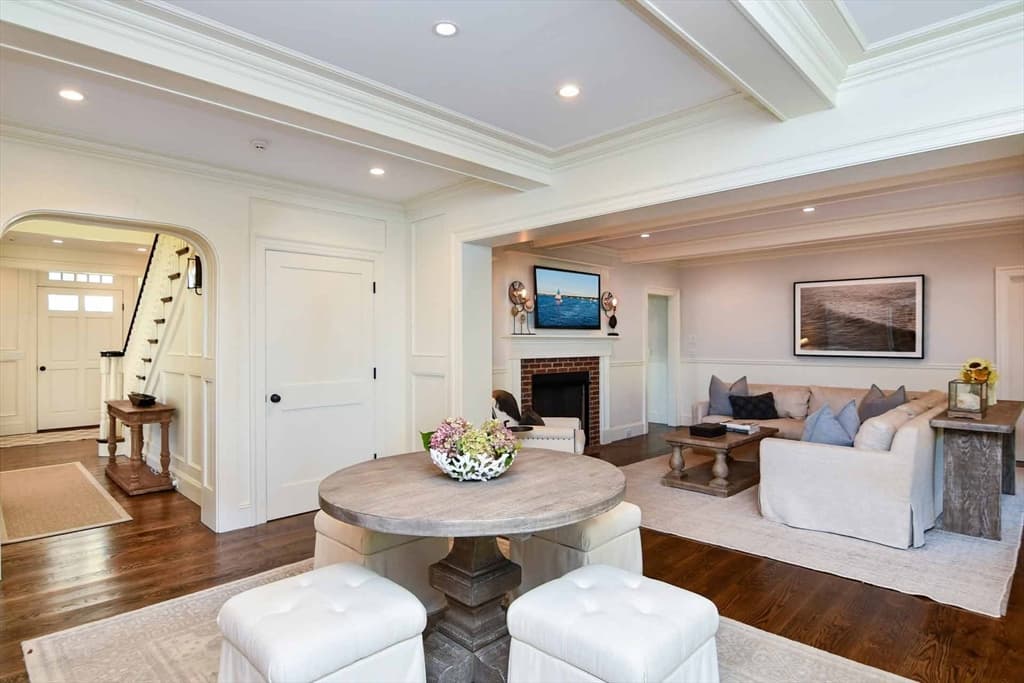 7 Field Club Ln photo 5