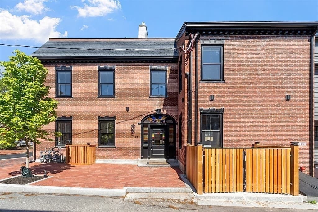 24 Center Street #B photo 2