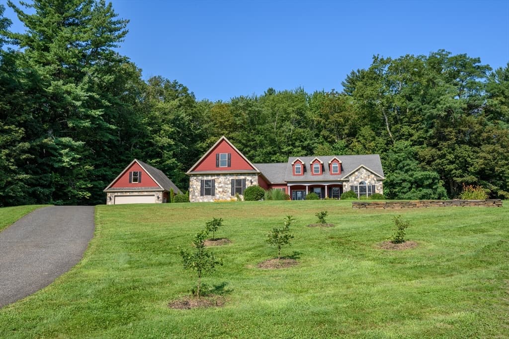 51 Loudville Rd photo 4