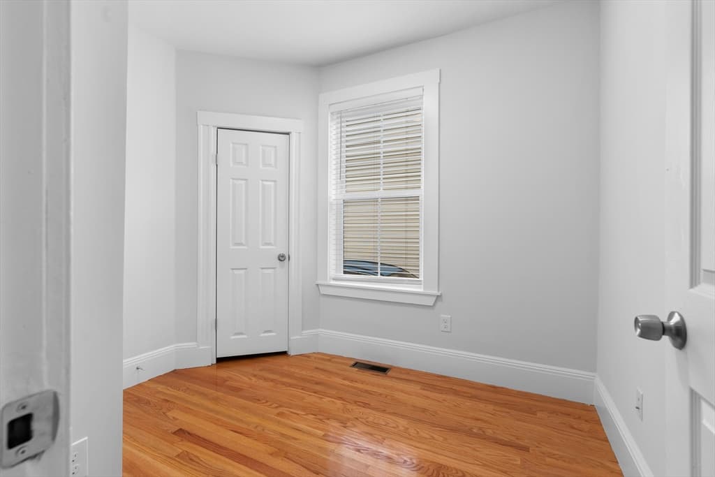 79 Sydney Street #3 photo 5