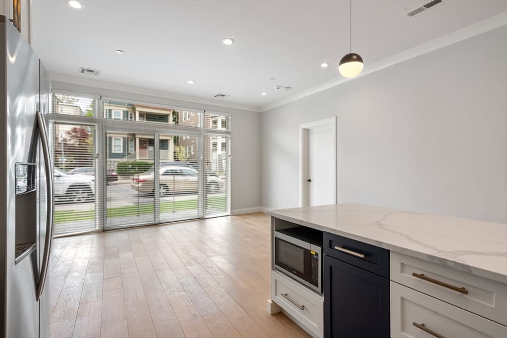 142 Pleasant Street #1