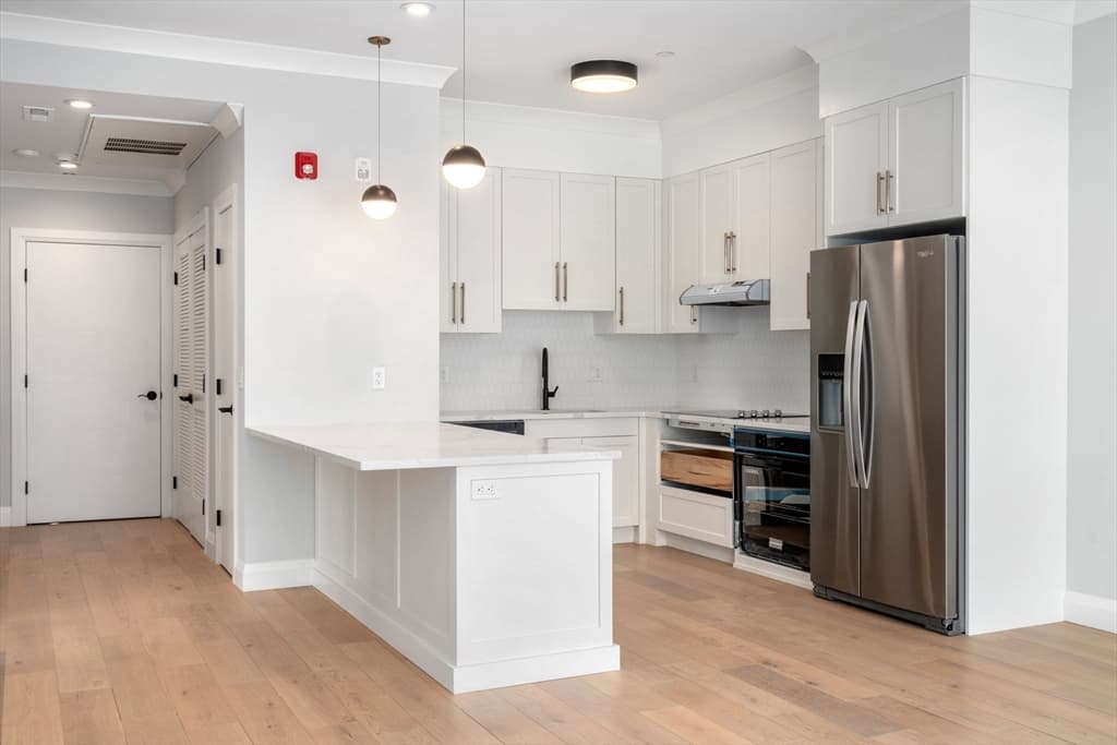 142 Pleasant Street #1 photo 5