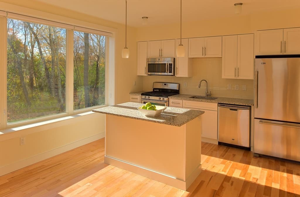 603 Concord #609