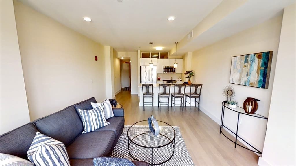 121 Portland Street #808 photo 2