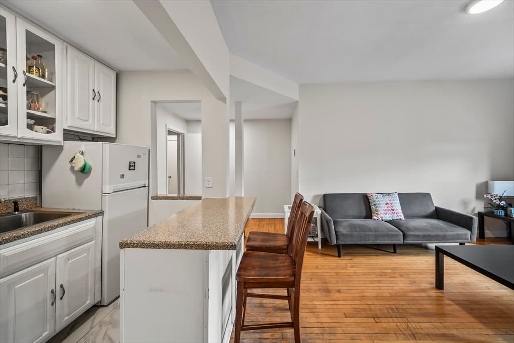 65 Chester St #9 photo 5