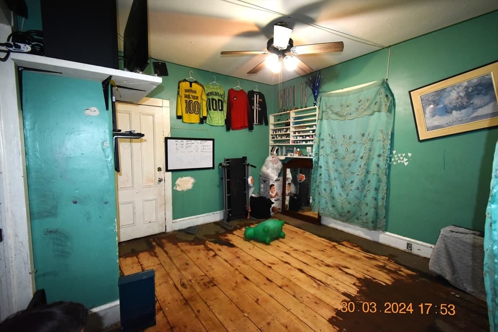 10 Shedd St photo 5