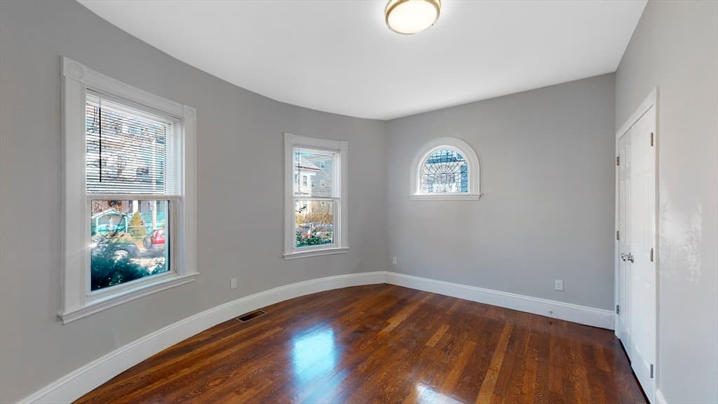 20 Mayfield Street #1 photo 5