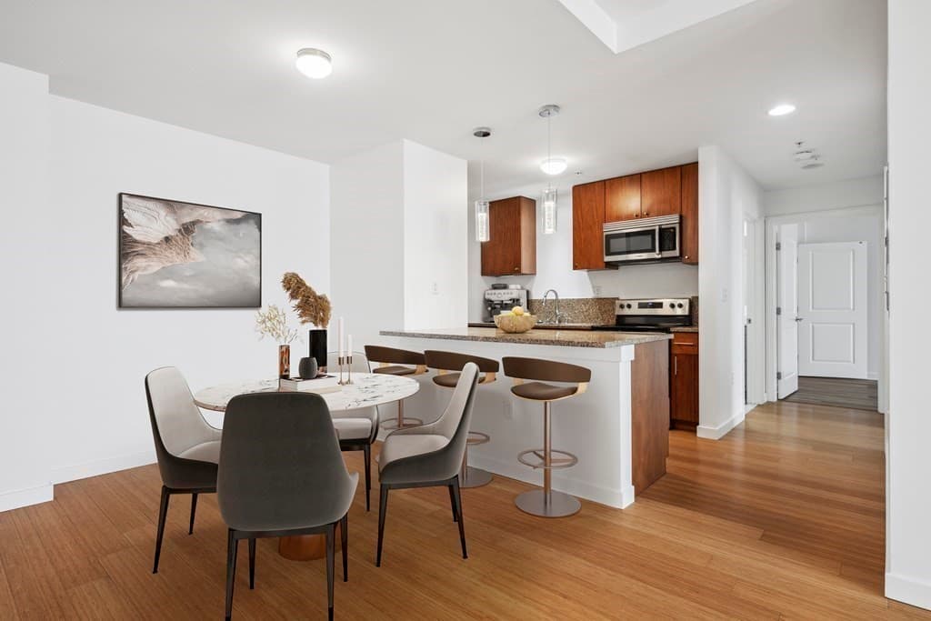 16 Miner Street #403 photo 5