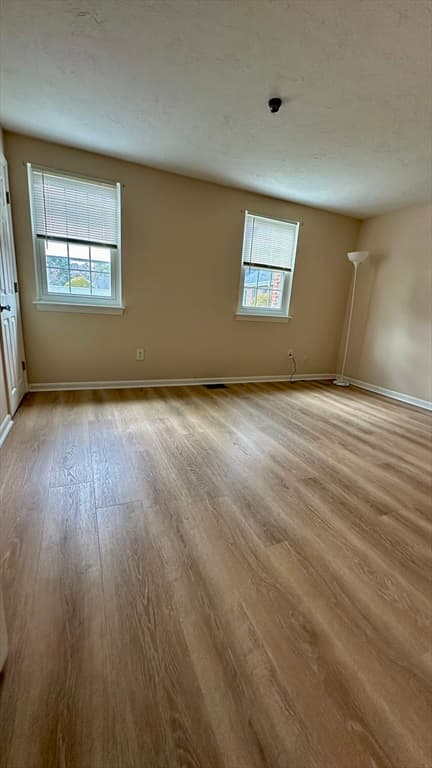 18 Patricia Dr #18 photo 5