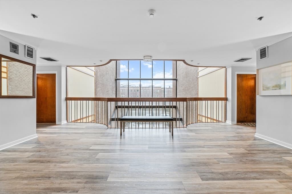 1265 Beacon St #404 photo 5