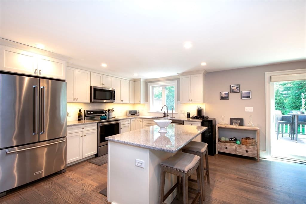 476 King St #1 photo 4