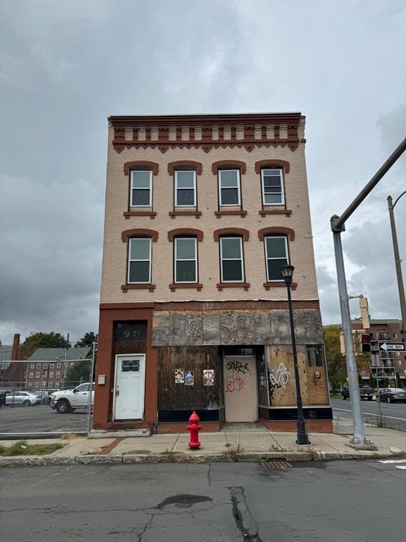 174-180 Lyman St