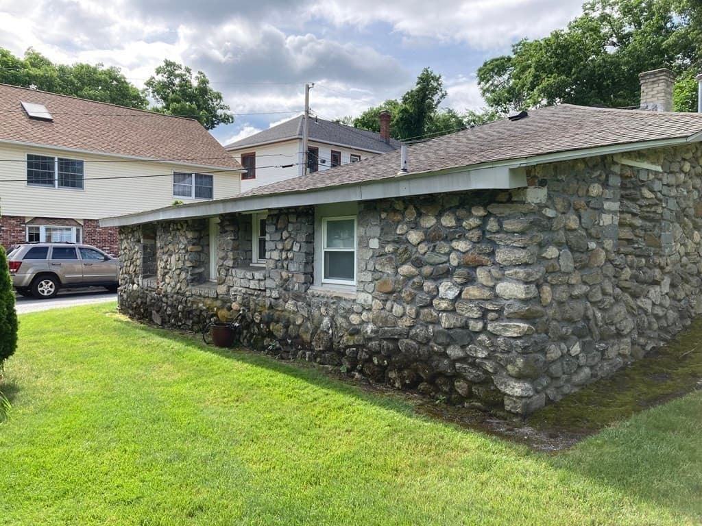 10-R Miles Ave photo 2