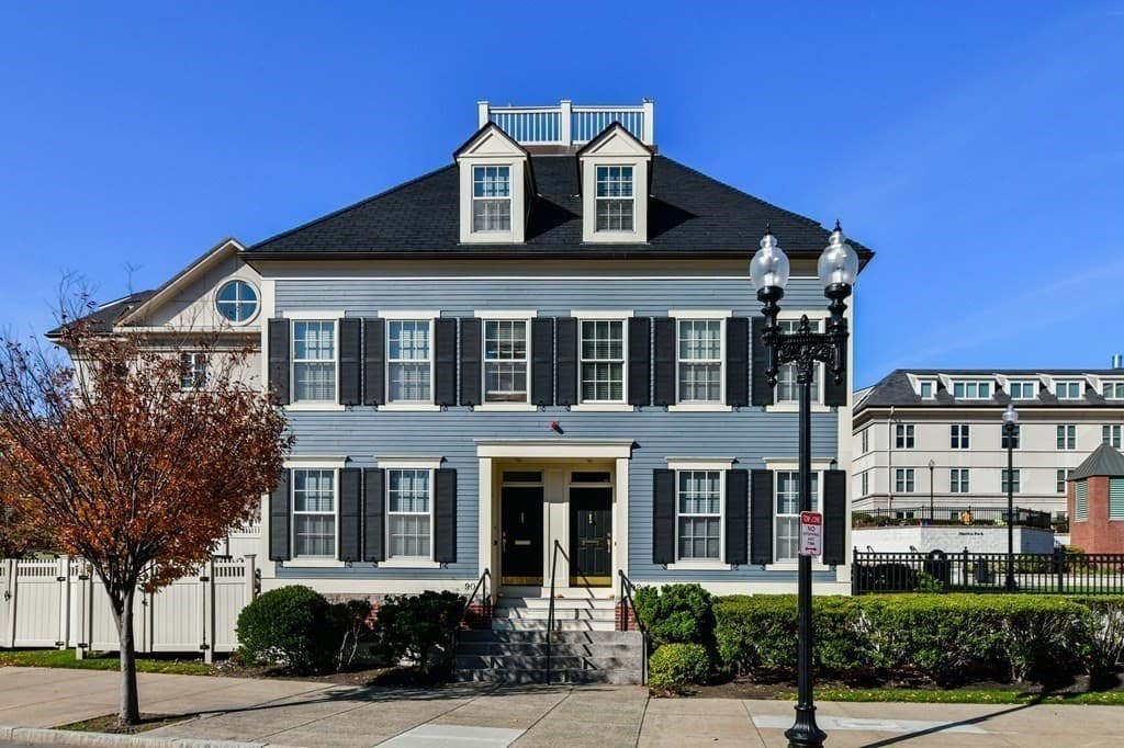 92 Constitution Rd #92