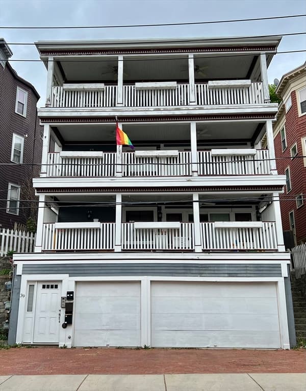 39 Juliette St #3