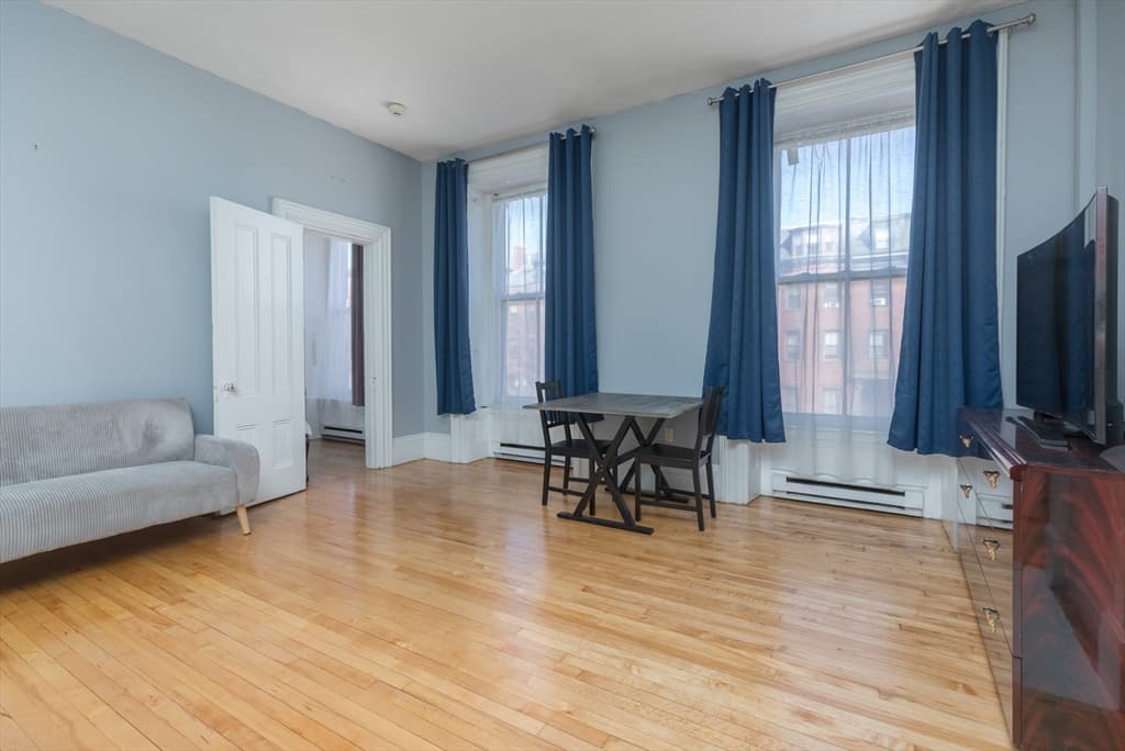 701-703 Massachusetts Ave #15