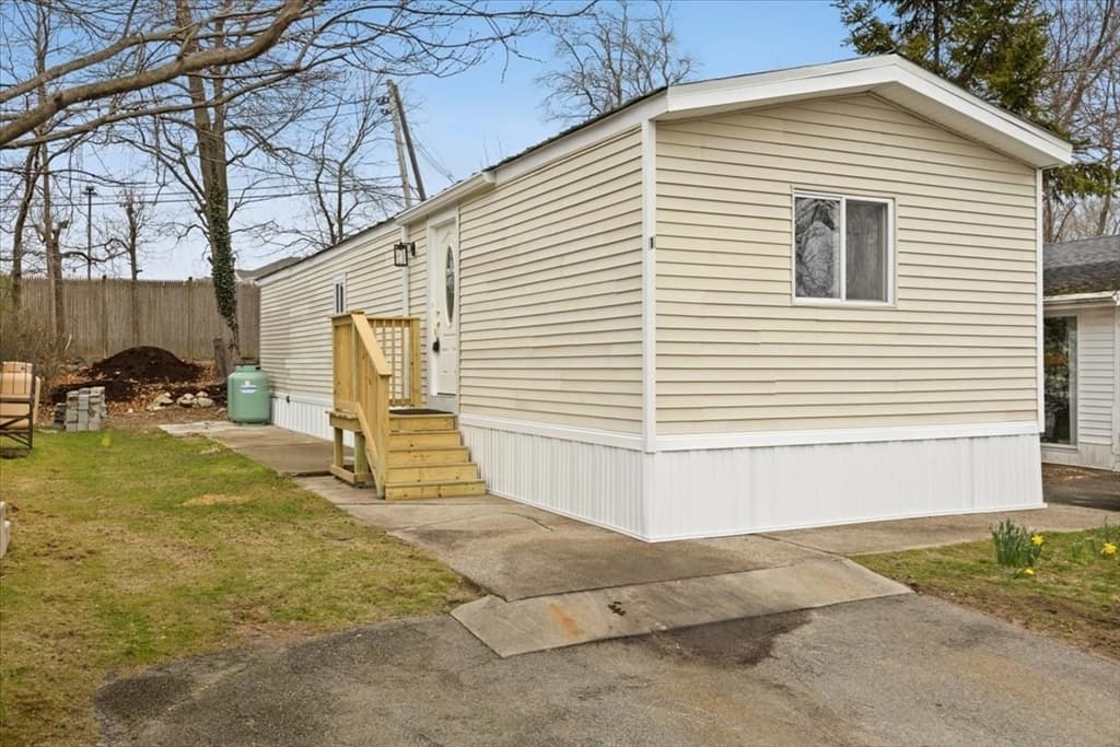 157 Mansfield Ave #51